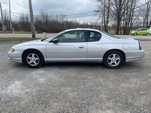 Used 2003 Chevrolet Monte Carlo LS image 2