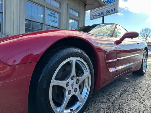 Used 2001 Chevrolet Corvette image 9