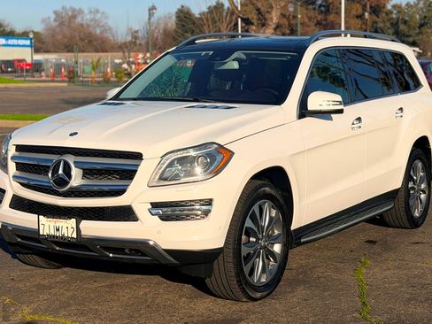 Used 2015 Mercedes-Benz GL 450 image 2