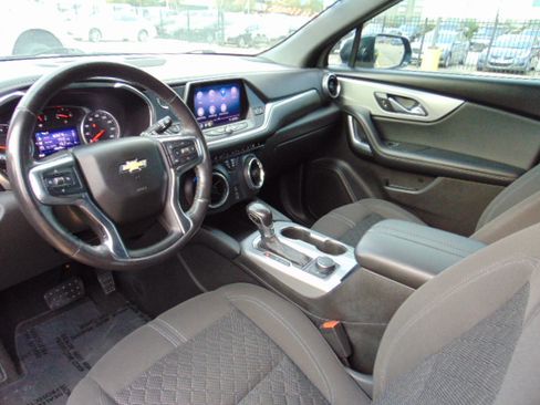 Used 2020 Chevrolet Blazer LT image 12