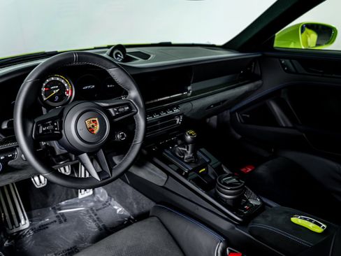 Used 2022 Porsche 911 GT3 RS image 8