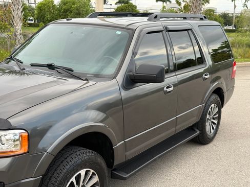 Used 2016 Ford Expedition 2WD image 23