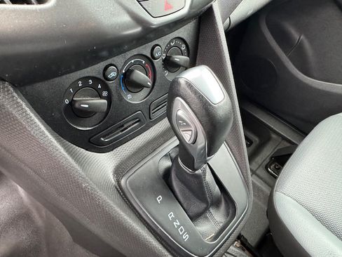 Used 2016 Ford Transit Connect XL image 14