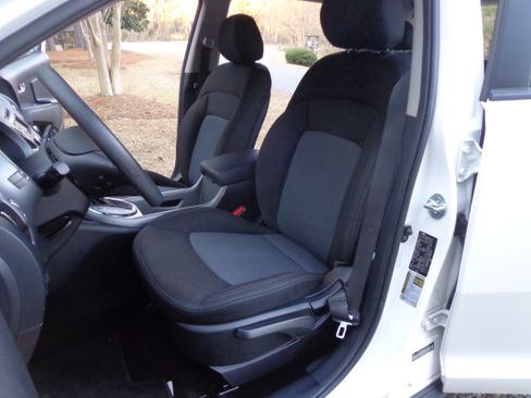 Used 2015 Kia Sportage LX image 10