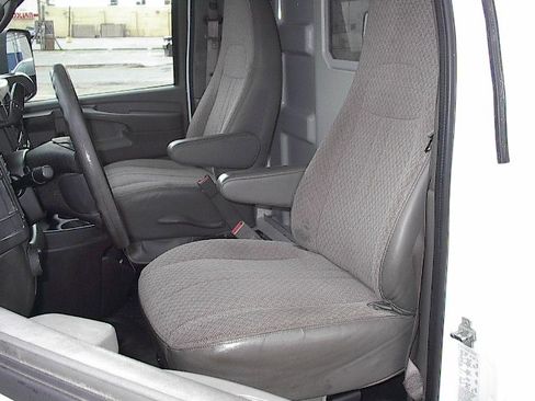 Used 2015 Chevrolet Express 3500 image 13