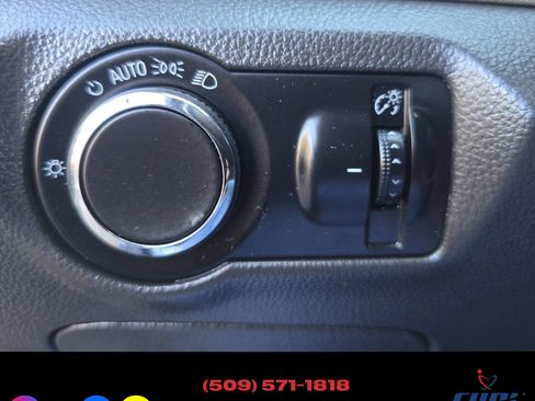 Used 2013 Chevrolet Cruze LS image 15