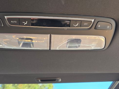 Used 2021 Kia Telluride SX Prestige image 35