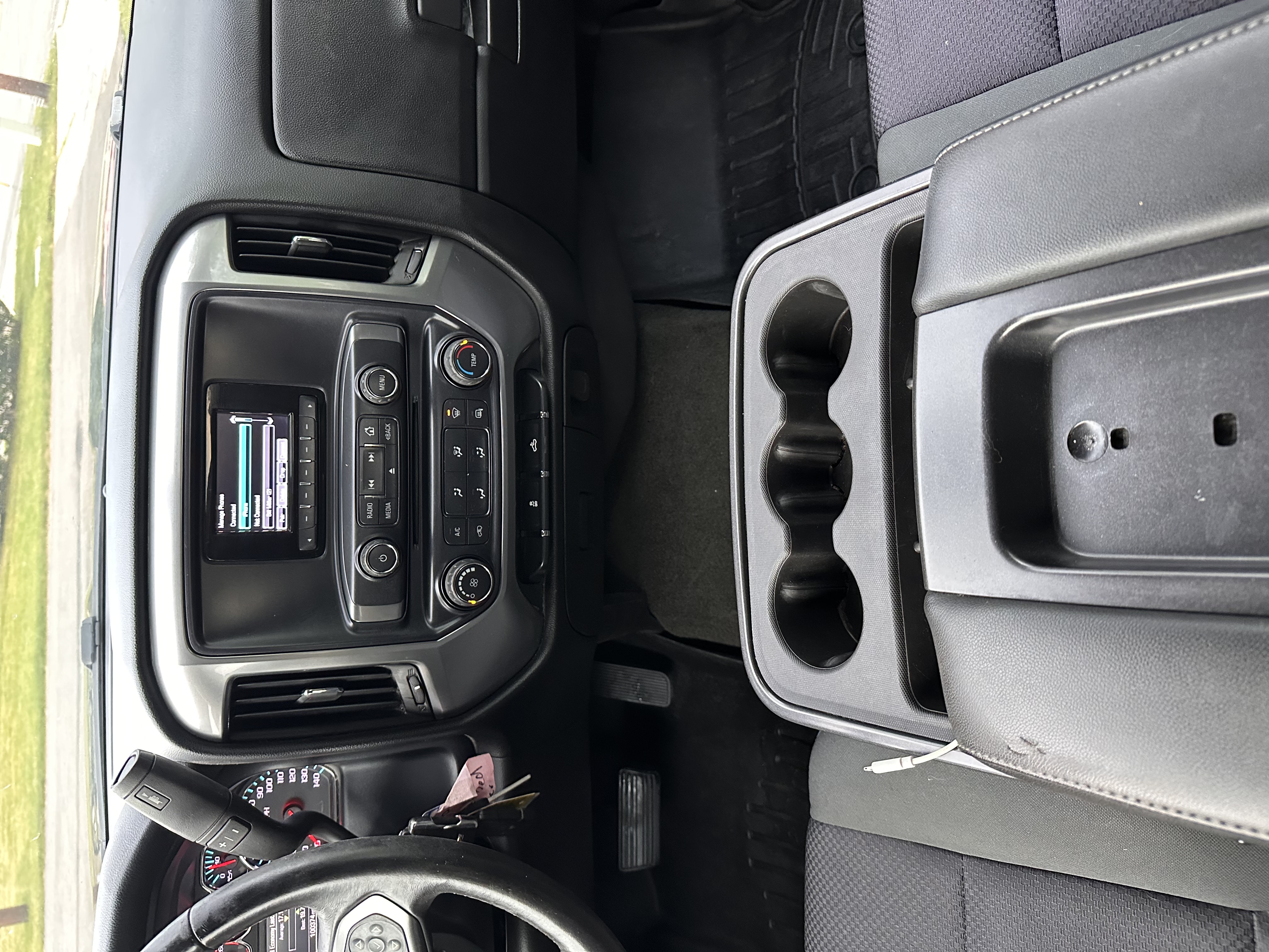 Used 2015 Chevrolet Silverado 1500 4x4 Crew Cab LT image 13
