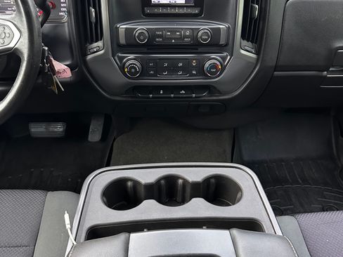 Used 2015 Chevrolet Silverado 1500 4x4 Crew Cab LT image 13