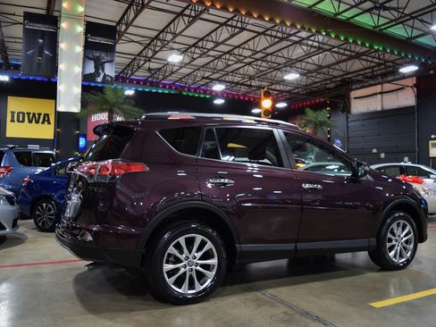 Used 2018 Toyota RAV4 FWD image 14