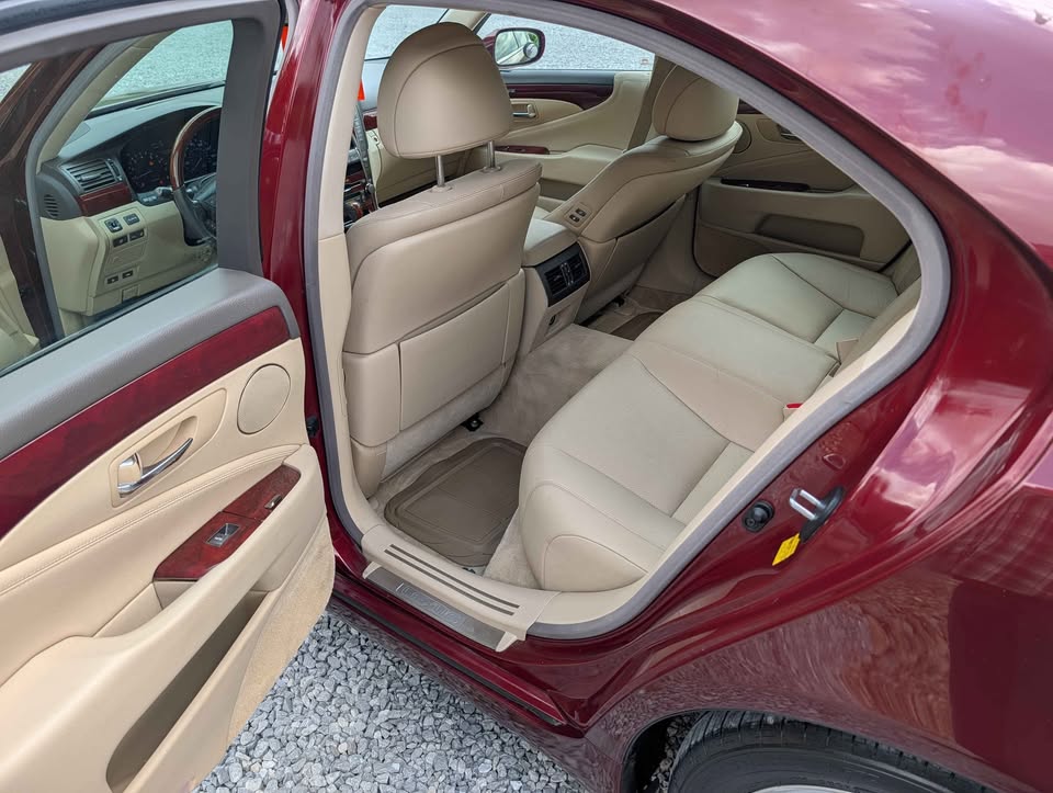 Used 2009 Lexus LS 460 UNAVAIL RWD image 10