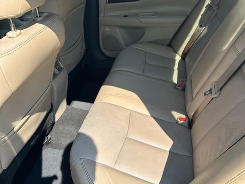 Used 2016 Nissan Altima Sedan w/ Navigation Pkg FWD image 11