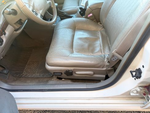 Used 2001 Chevrolet Impala LS image 8