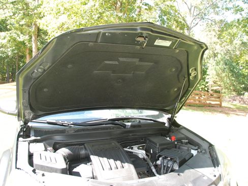 Used 2017 Chevrolet Equinox LS image 11