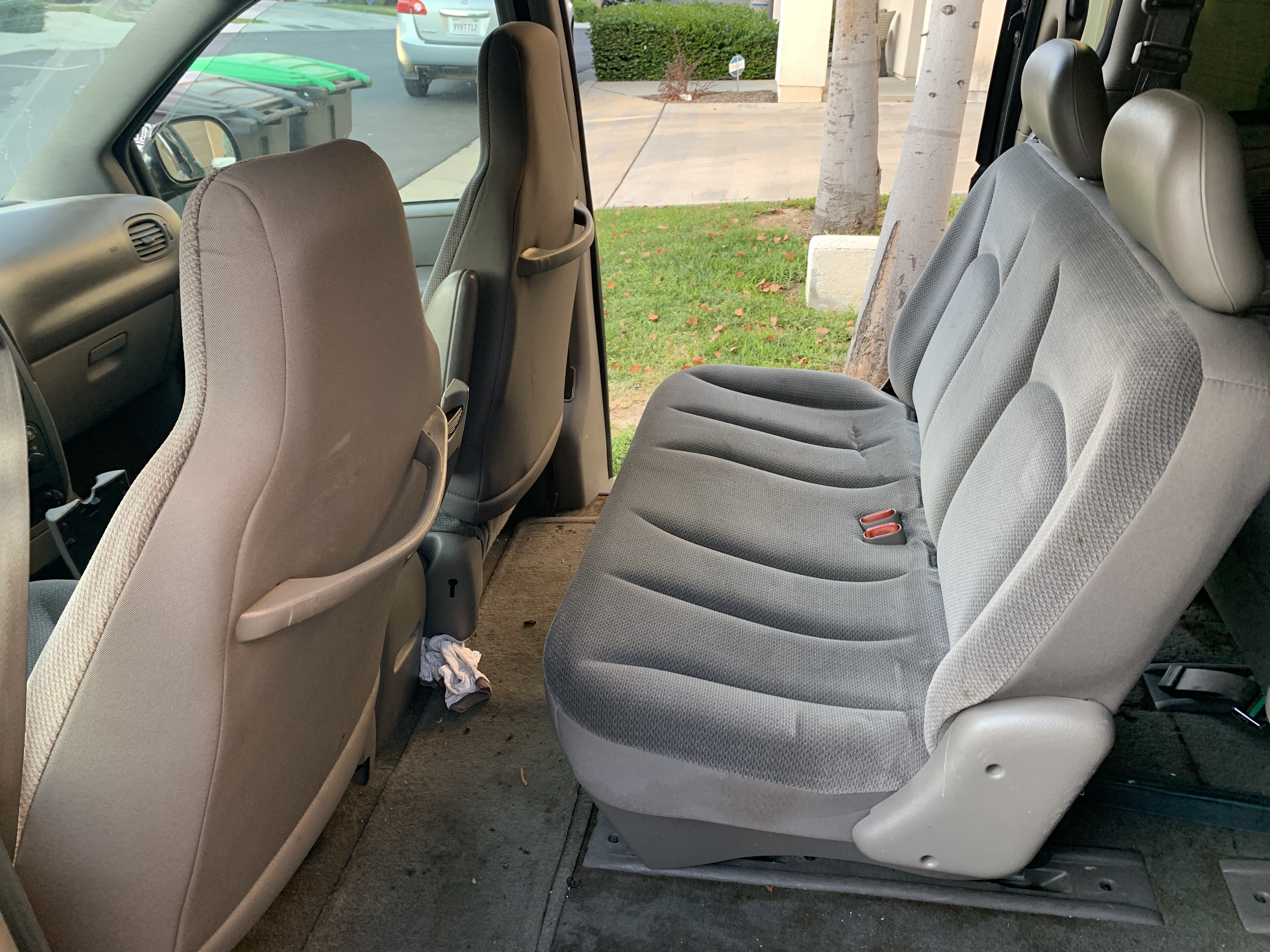Used 2002 Dodge Caravan SE FWD image 14