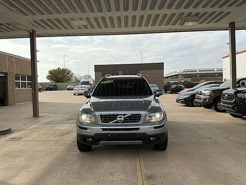 Used 2010 Volvo XC90 3.2 image 2