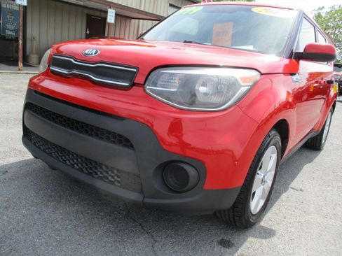 Used 2019 Kia Soul S FWD image 10