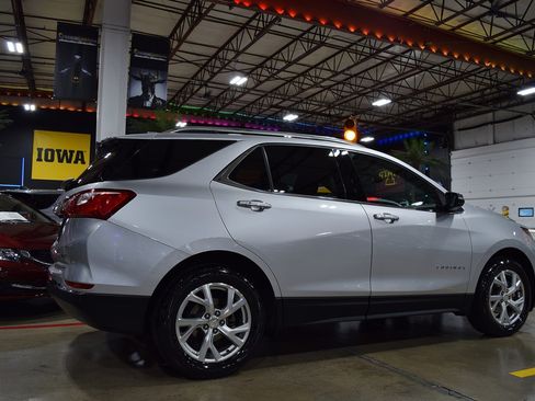 Used 2018 Chevrolet Equinox Premier image 14