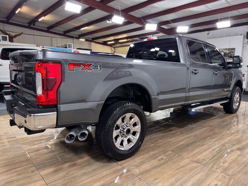 Used 2019 Ford F250 Lariat w/ Lariat Ultimate Package image 5