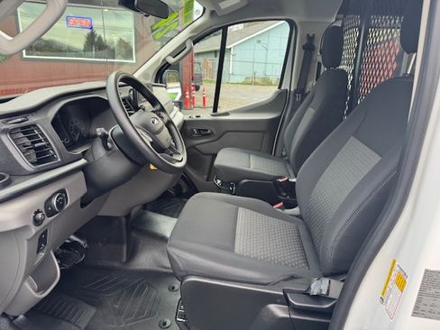Used 2024 Ford Transit 250 image 7