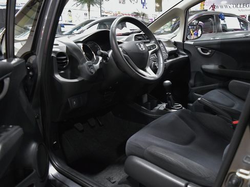 Used 2012 Honda Fit Sport image 15