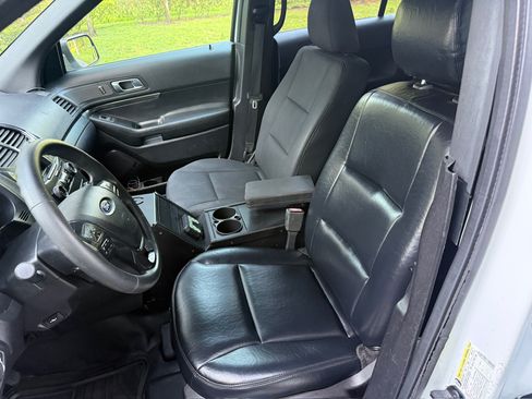 Used 2019 Ford Explorer 4WD Police Interceptor image 10