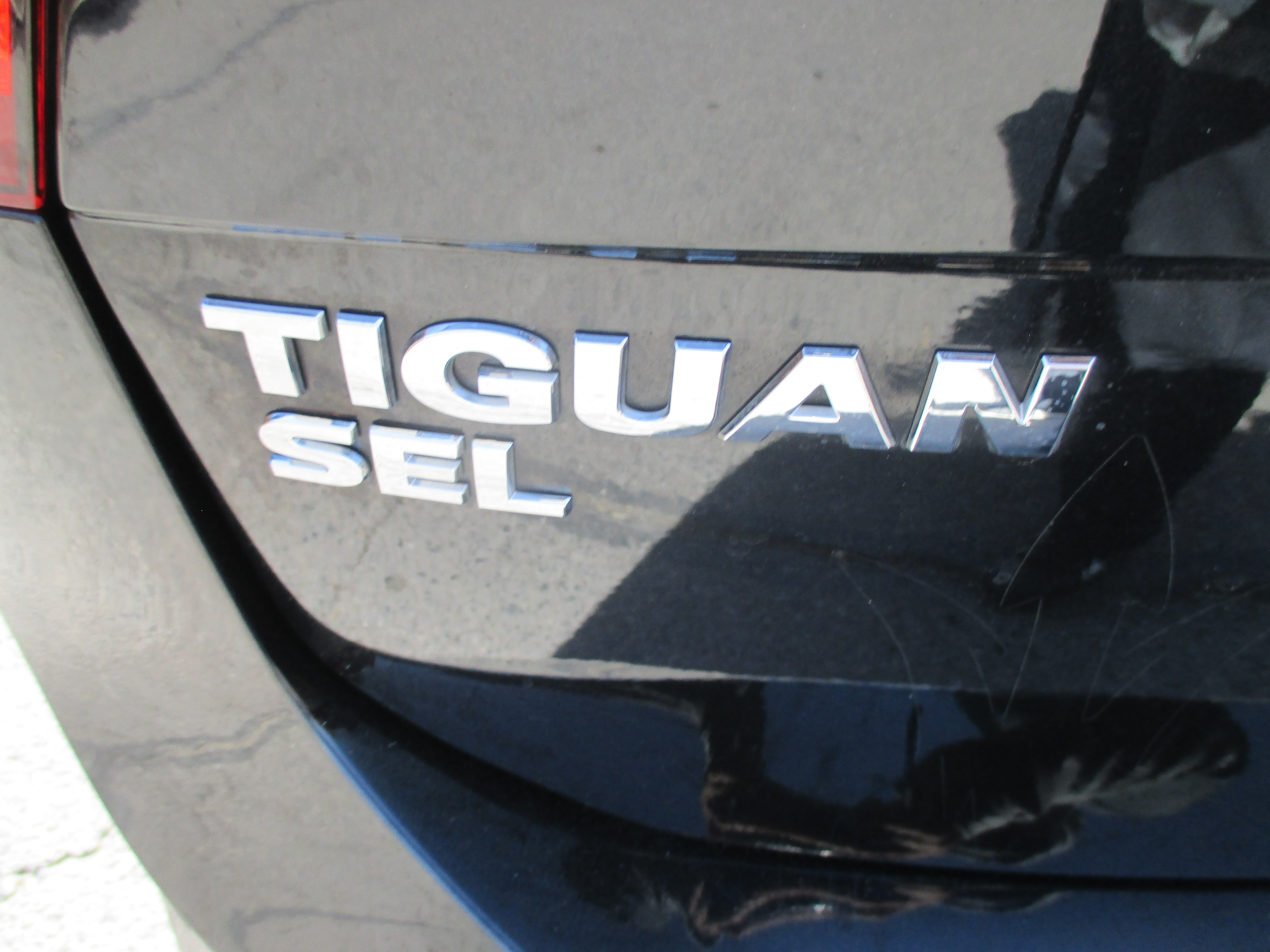 Used 2019 Volkswagen Tiguan FWD image 20