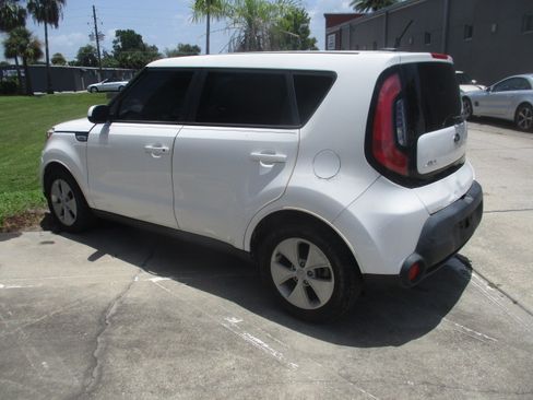 Used 2016 Kia Soul UNAVAIL FWD image 2