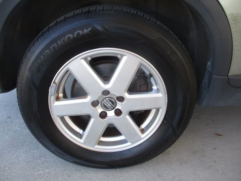 Used 2005 Volvo XC90 2.5T image 17