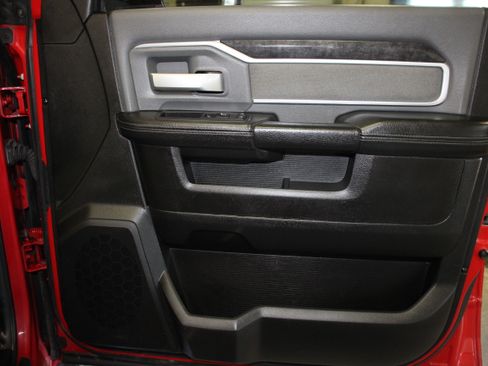 Used 2019 RAM 2500 Big Horn image 20