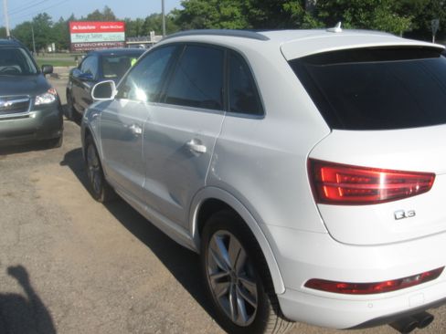 Used 2018 Audi Q3 quattro 2.0T Premium Plus AWD/4WD image 7