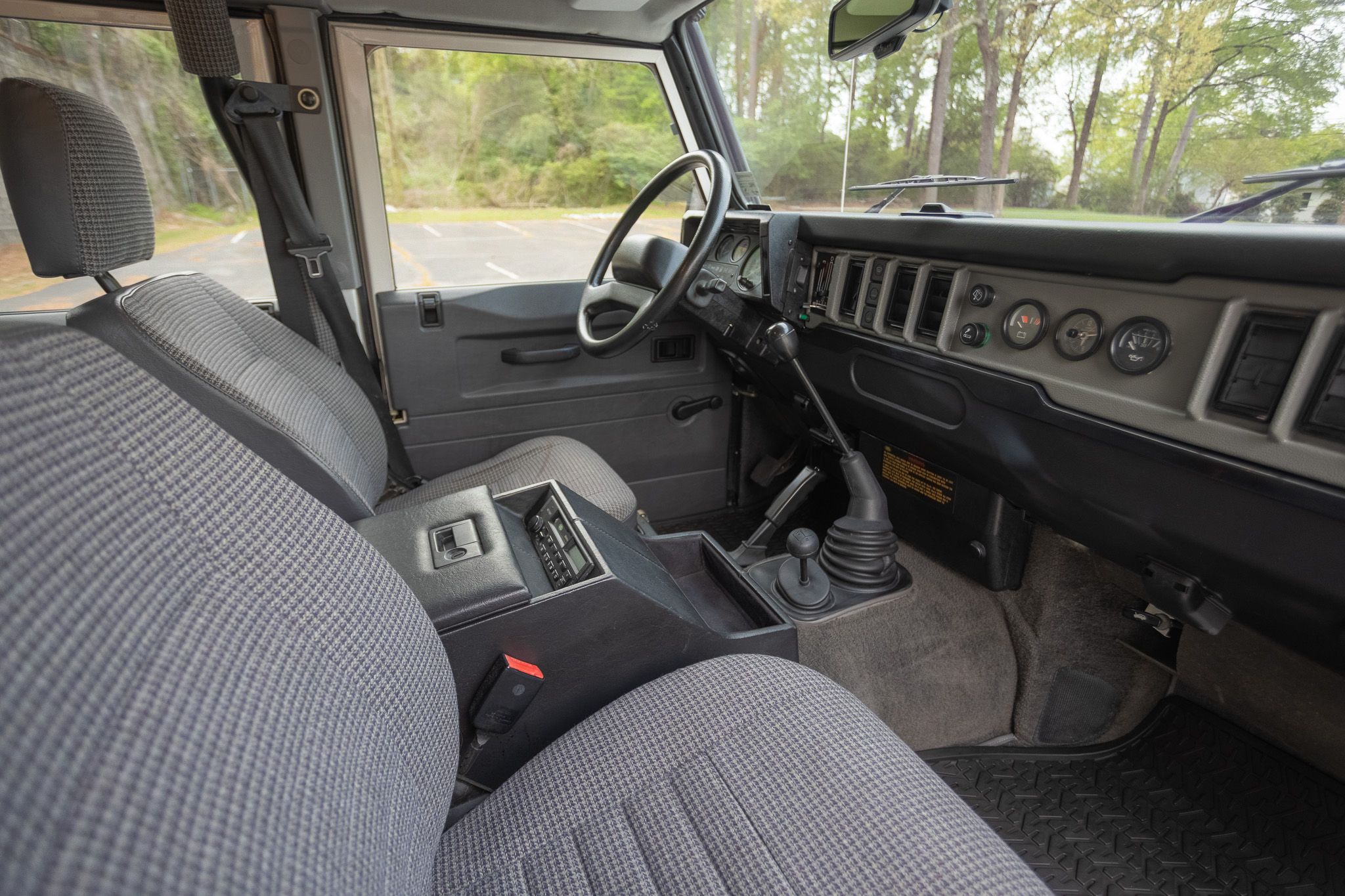 Used 1993 Land Rover Defender 110 AWD/4WD image 12
