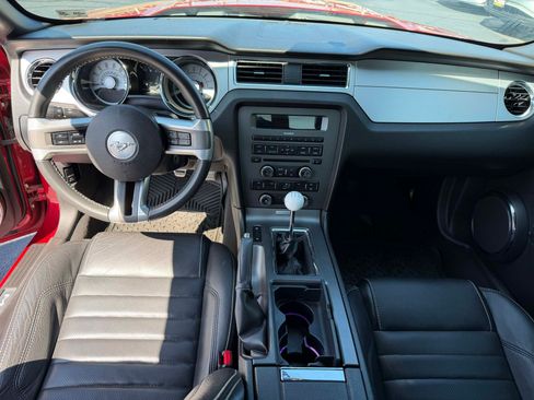 Used 2010 Ford Mustang GT Premium RWD image 17