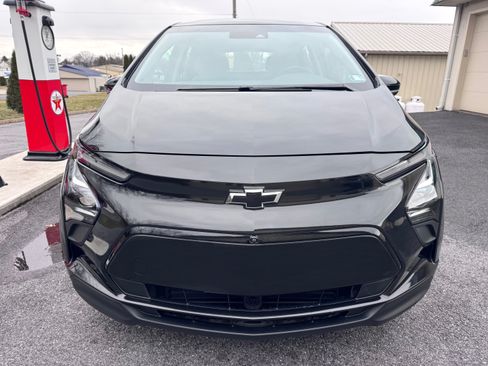 Used 2022 Chevrolet Bolt LT image 3