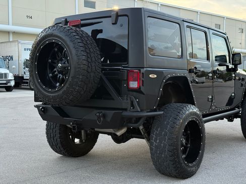 Used 2015 Jeep Wrangler 4WD Unlimited Sport image 50