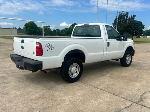 Used 2013 Ford F250 AWD/4WD image 5