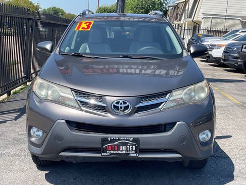 Used 2013 Toyota RAV4 XLE image 8