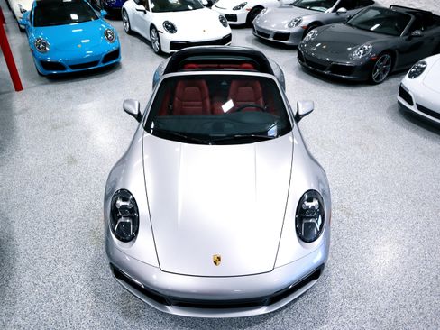 Used 2021 Porsche 911 Targa 4S image 18