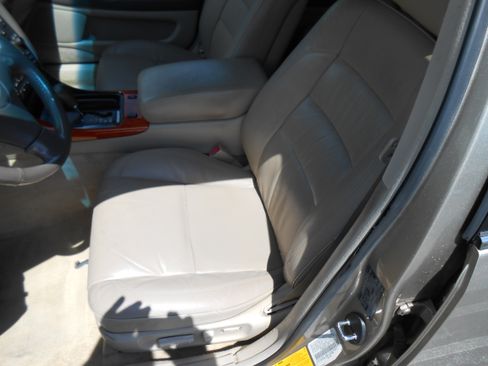 Used 2002 Lexus GS 300 RWD image 10