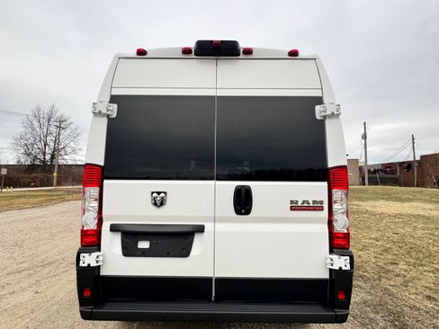 Used 2022 RAM ProMaster 2500 image 7