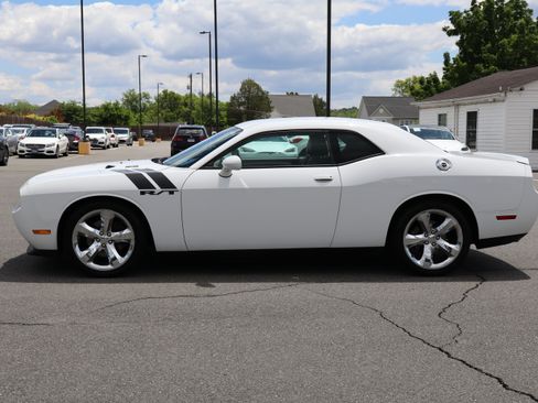 Used 2013 Dodge Challenger R/T Plus RWD image 5