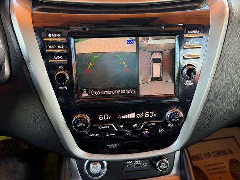 Used 2019 Nissan Murano SL image 11