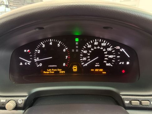 Used 2004 Lexus LS 430 image 28