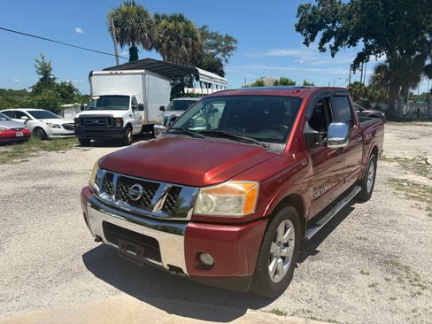 Used 2013 Nissan Titan 2WD Crew Cab image 1