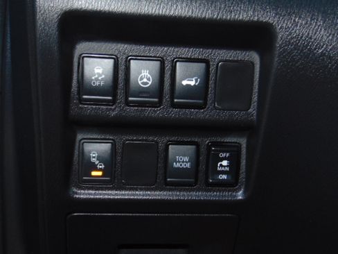 Used 2020 Nissan Pathfinder S image 13