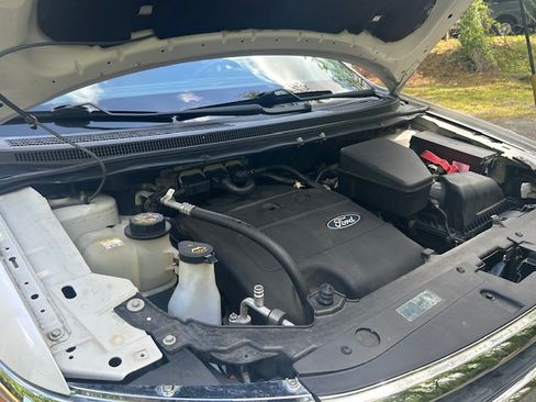 Used 2011 Ford Edge Limited image 30