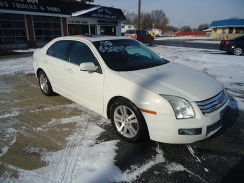 Used 2009 Ford Fusion SEL image 16