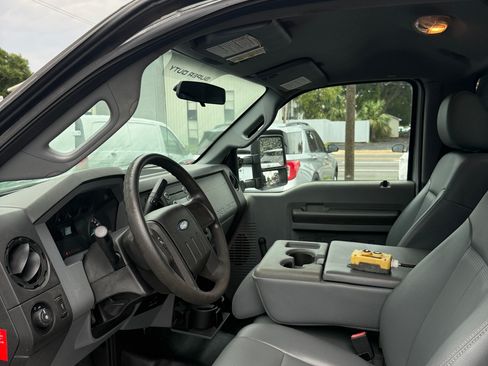 Used 2015 Ford F350 2WD Regular Cab DRW Super Duty image 10