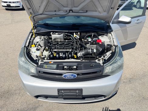 Used 2011 Ford Focus SES Sedan FWD image 23