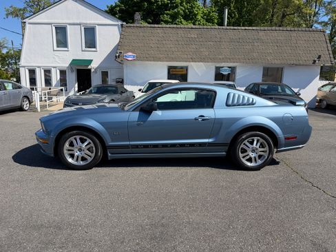 Used 2005 Ford Mustang GT Premium Coupe 2D RWD image 22